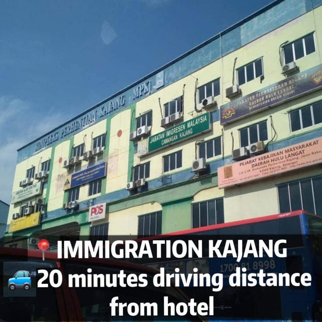 Smile Hotel Balakong Kajang شيراس المظهر الخارجي الصورة