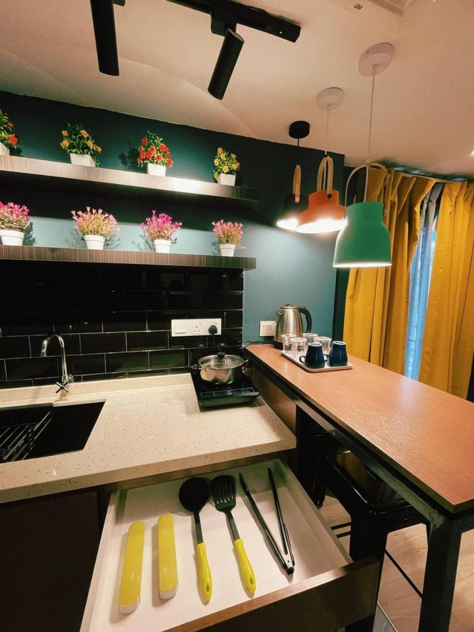 Smile Hotel Balakong Kajang شيراس المظهر الخارجي الصورة